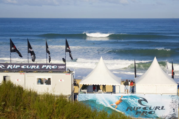 Bourez and Fitzgibbons Claim Billabong Rio Pro