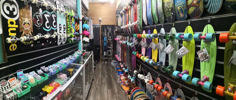 Saltwater-Dreaming-Skateboard Shop